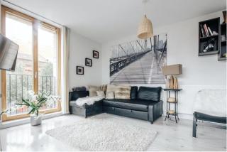 Stunning 2-Bed Apt & balcony in Notting Hill - 4