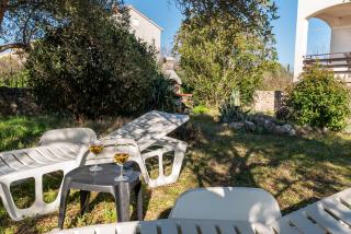 Beachfront apartment Lostura - Turanj - 8