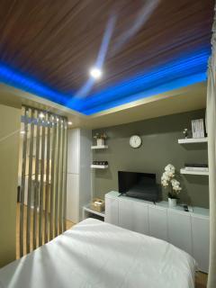 NA Suites at Pine Suites Tagaytay - Tagaytay - 0