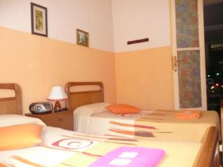Hostal Loyola - Madrid - 9