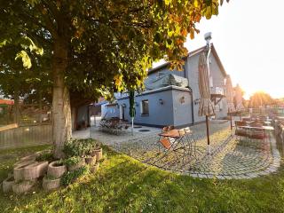 Pension Stadler - Obertraubling - 2