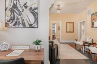 Beautiful downstairs 1bed 1bth charmer- Pet Friendly - Michigan City - 8