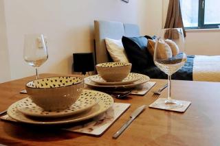 Market Eden Apartment/House - Northampton - 7