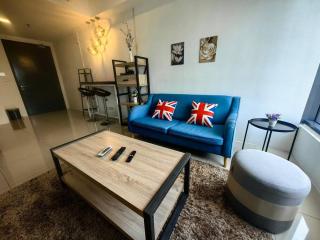 LS Tropicana 218*Sea View*1BR*Georgetown*King Bed - George Town - 0