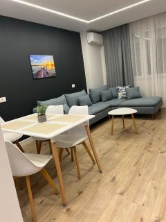 Port View Apartment 2 - 1