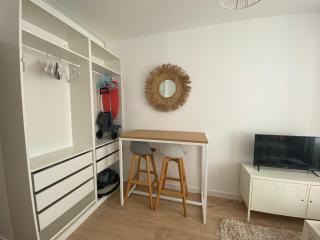 Studio ROMY les pieds dans l'eau 10 m de la mer - 4