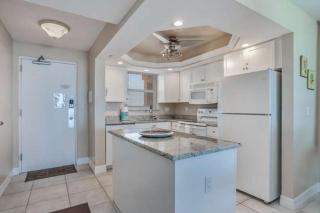 Beach Villas # 201 - BOGO24 condo - Fort Myers Beach - 3