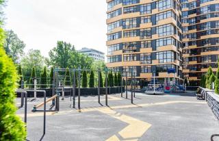 Просторная 1-комнатная квартира в центре города в ЖК Бизнес-класса - 4