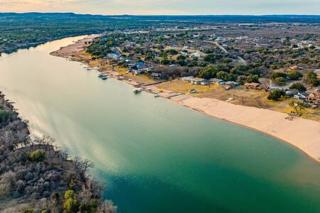 Beachfront Villa New Listing Intro Pricing - Kingsland - 8