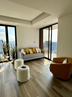 Apartamento 3 Habitaciones, Edificio Airali, Zona 10, Avellino - Guatemala - 0