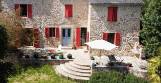 Maison de ferme, prairies sur la colline, étang - 8