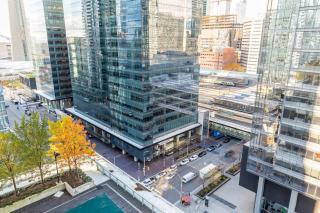 Gorgeous Condo in Downtown Near CN Tower - 4