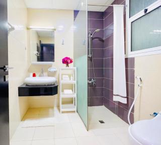 Studio Apartment in Dubai Marina with Balcony - Dubai - 4