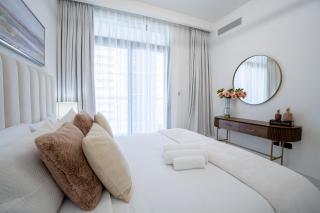 Veluxa - Luxe 2 Bedroom in Marina Vista - Dubai - 4