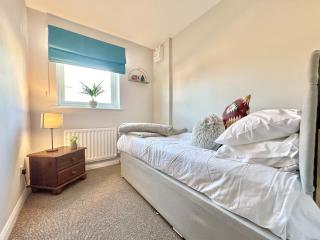 Fewster Apartment with Free Parking - York - 5