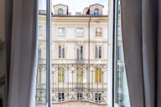 Historical suite - Pieno Centro - Porta nuova- Piazza Castello - 9