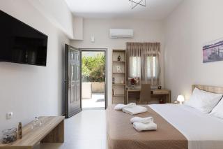 Nafsika apt., next to the beach! - Rethymno - 0