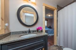 Blue Ridge Bliss Gorgeous home with hot tub & stunning views - Weaverville - 1