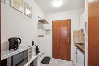Sali-Bayreuth Budget-Friendly Apartment - 4