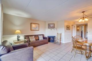 Gatlinburg Vacation Rental - Walk Downtown! - Gatlinburg - 2