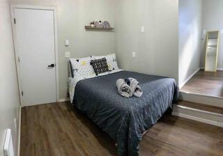 *NEW,PRIVATE* 2/1 Unit *CLOSE to JBLM and PLU* - 8