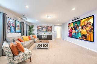 Grand Getaway - 6 Bedroom Luxury Vacation Rental - Kissimmee - 1