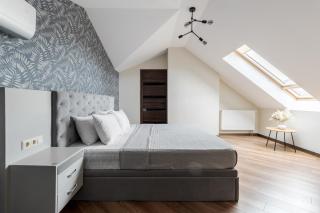 InshiApartments on Hazova str 6 - Lviv - 8