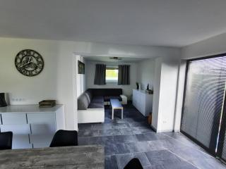 bungalov na břehu Labe s vlastním molem - Pardubice - 3