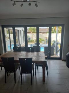 Crystal Villa Guesthouse - 1