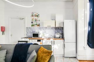 Long Stay! Cozy 1 Bed Apartment in Southampton City Centre, Close to Centre, General Hospital, with Parking - Southampton - 9