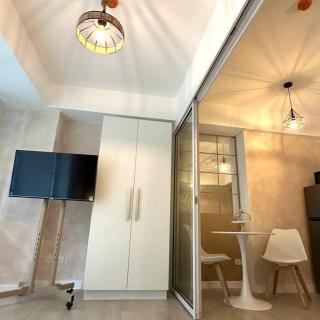 Cozy Staycation in Azure Resort Paranaque - Manila - 8