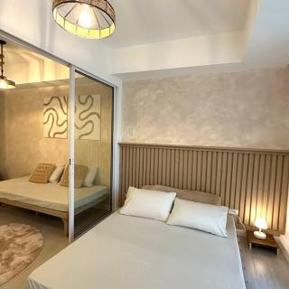 Cozy Staycation in Azure Resort Paranaque - Manila - 6