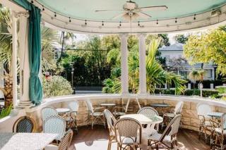 Deluxe Queen at the Curry Mansion - Parking & Heated Pool! - Key West - 0