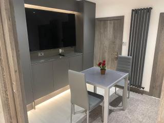 Modern studio in natural surroundings - 4