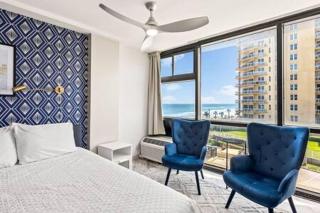The Atlantic by Brightwild-Ocean Views, Pool Bar - Daytona Beach - 8