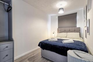 Newly Refurbished 3BR House Basildon, Garden, Netflix & Trisport Table - 1