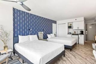 Newly Remodeled Beachfront Studio with Pool - 5