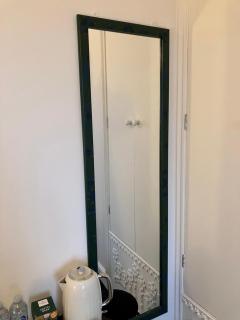 In the centre of Shaftesbury - 1