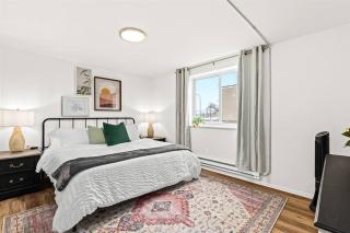 Spacious 1BR Flat near Downtown Royal Oak - 0