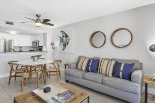 The Oyster by Brightwild-Beachfront Condo - 4