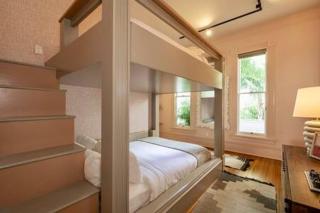 Bunk Room at the Grand Maloney - Key West - 7