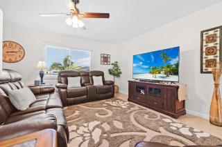 Lovely home with oversized heated pool in quiet neighborhood - Villa Polish Palace South - 6