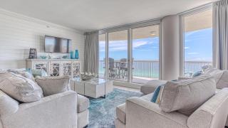 St Maarten 1207 a Completely Remodeled Beach Front Condo at Silver Shells 12th Floor Sleeps 8 - Destin - 0