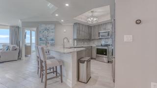 St Maarten 1207 a Completely Remodeled Beach Front Condo at Silver Shells 12th Floor Sleeps 8 - Destin - 6