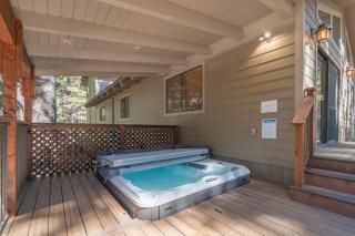 Peaceful Pinecone - Dorrington - 9