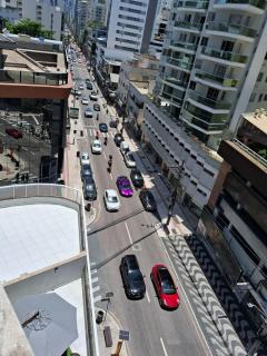 Apto 1Q na Av Brasil, no centro. - 3