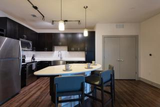 Landing Modern Apartment with Amazing Amenities (ID5077X1) - 4