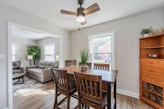 Ma's Cozy Cape: Your Tranquil Home Away from Home! - 4