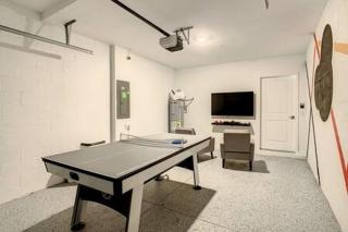 Cozy Thematic 2BR with Console & Private Game Room - Kissimmee - 8