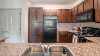 Landing Modern Apartment with Amazing Amenities (ID8014X44) - 3